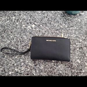 Black Michael Kors Adele Leather Smartphone Wallet